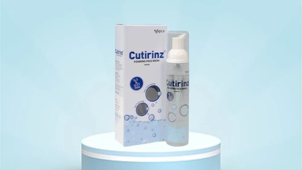 Cutirinz Foaming FaceWash